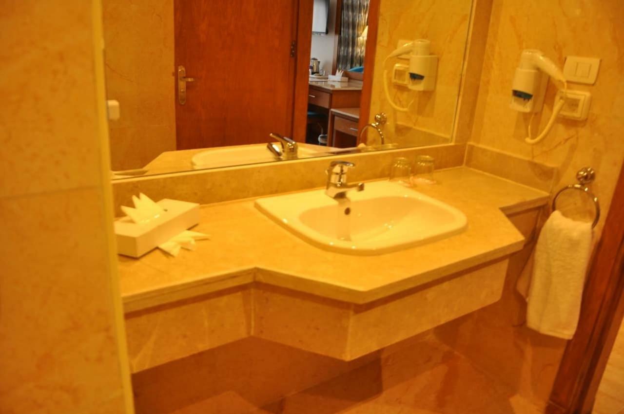 Hawaii Caesar Dreams Resort And Aqua Park - Families And Couples Хургада Екстер'єр фото